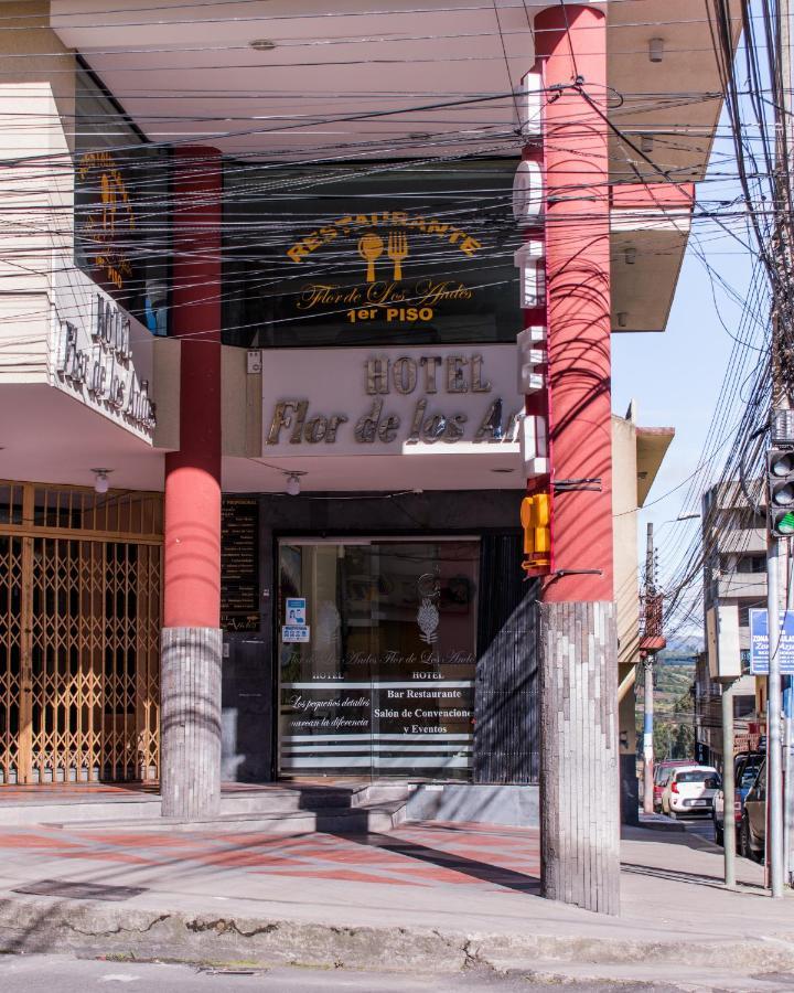 Hotel Flor De Los Andes Tulcan Ngoại thất bức ảnh