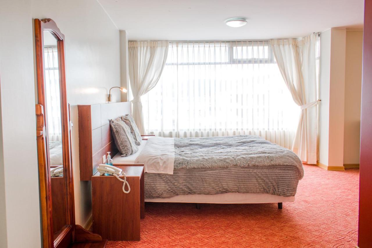 Hotel Flor De Los Andes Tulcan Ngoại thất bức ảnh