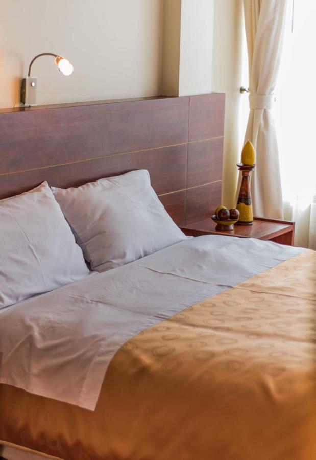Hotel Flor De Los Andes Tulcan Ngoại thất bức ảnh