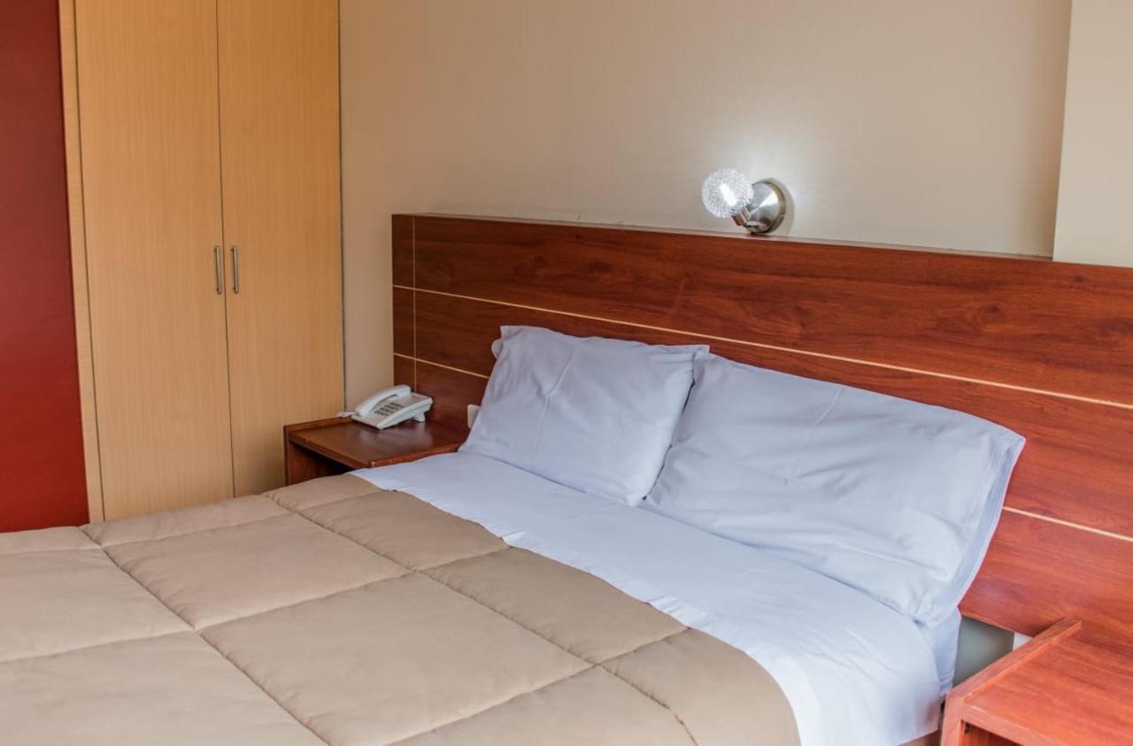 Hotel Flor De Los Andes Tulcan Ngoại thất bức ảnh